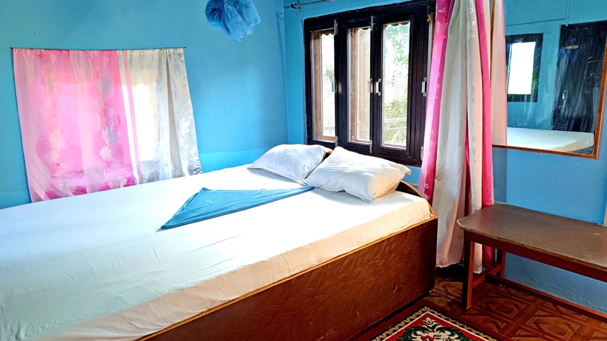 Mr. B'S Place Bardiya Pokoj fotografie